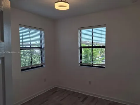 5896 Mustang Manor Davie FL 33314