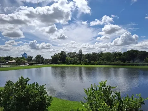 5896 Mustang Manor Davie FL 33314