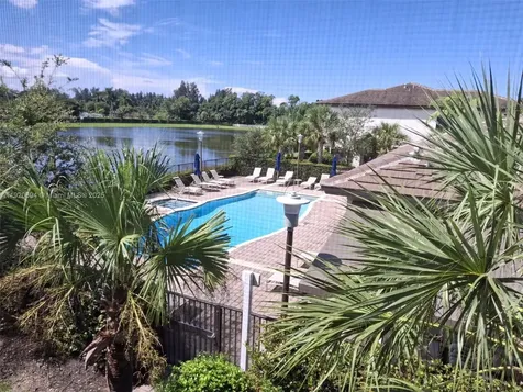 5896 Mustang Manor Davie FL 33314