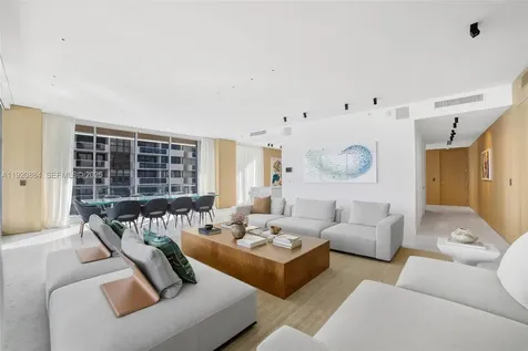 5775 Collins Avenue Miami Beach FL 33140