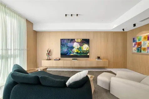 5775 Collins Avenue Miami Beach FL 33140