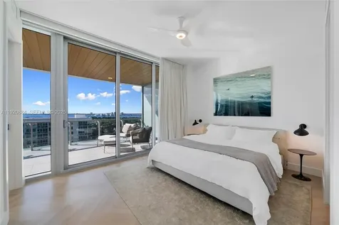 5775 Collins Avenue Miami Beach FL 33140