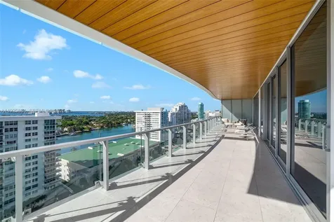 5775 Collins Avenue Miami Beach FL 33140