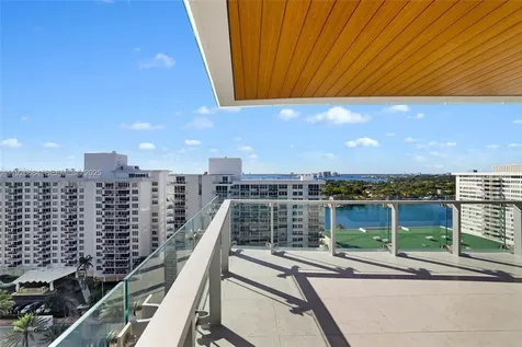 5775 Collins Avenue Miami Beach FL 33140