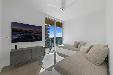 5775 Collins Avenue Miami Beach FL 33140