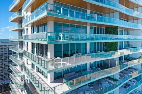 5775 Collins Avenue Miami Beach FL 33140