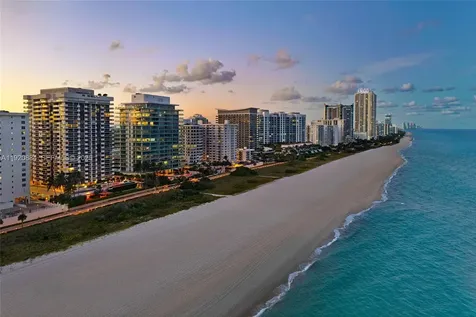 5775 Collins Avenue Miami Beach FL 33140