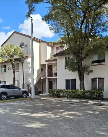 13915 SW 91st Terrace Miami FL 33186