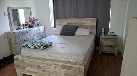 13915 SW 91st Terrace Miami FL 33186