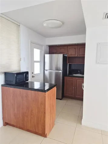 2910 Point East Drive Aventura FL 33160