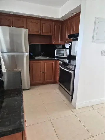 2910 Point East Drive Aventura FL 33160