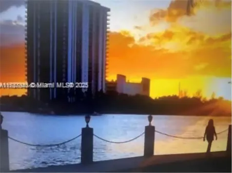 2910 Point East Drive Aventura FL 33160