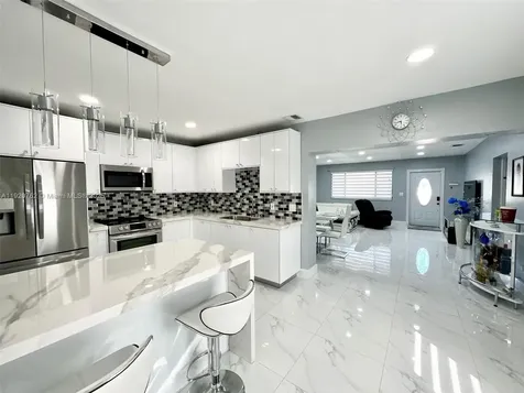 460 NE 169th Street North Miami Beach FL 33162