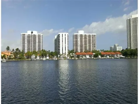 3600 Yacht Club Drive Aventura FL 33180