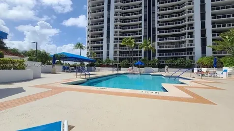3600 Yacht Club Drive Aventura FL 33180