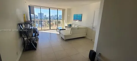 3600 Yacht Club Drive Aventura FL 33180