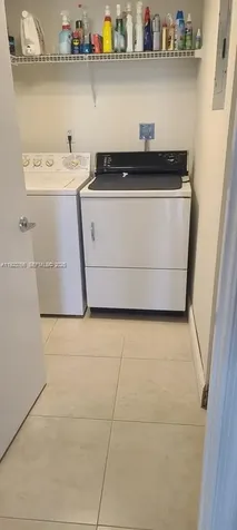 3600 Yacht Club Drive Aventura FL 33180