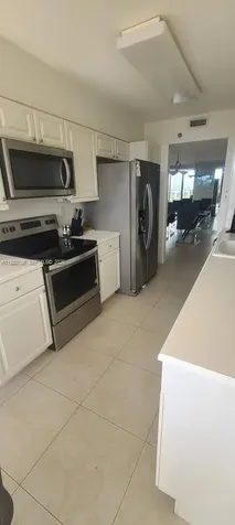 3600 Yacht Club Drive Aventura FL 33180