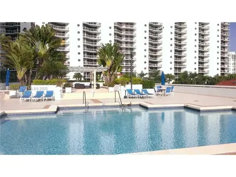 3600 Yacht Club Drive Aventura FL 33180