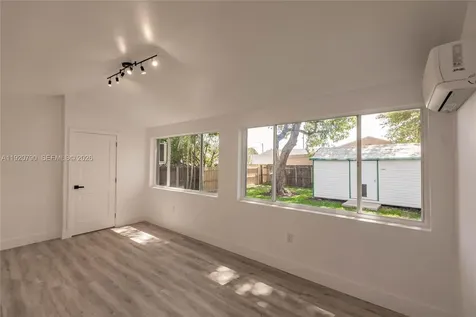 3180 NW 2nd Street Miami FL 33125