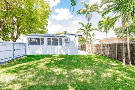 3180 NW 2nd Street Miami FL 33125