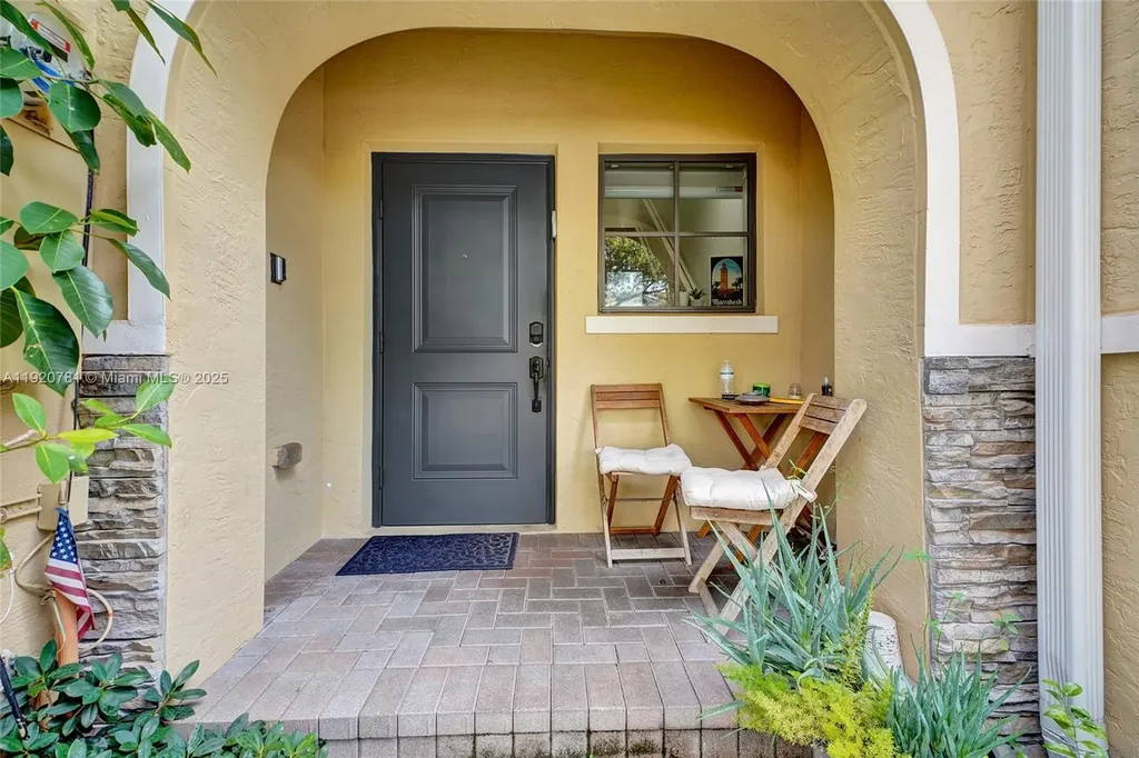 377 NE 194th Terrace Miami FL 33179