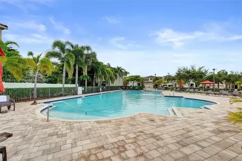 377 NE 194th Terrace Miami FL 33179