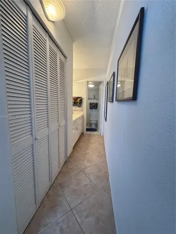 400 N Surf Road Hollywood FL 33019