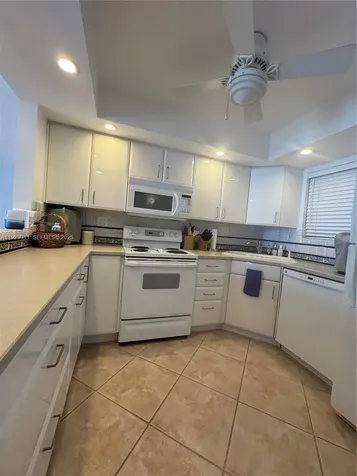 400 N Surf Road Hollywood FL 33019