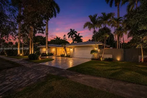 461 NE 115th Street Miami FL 33161