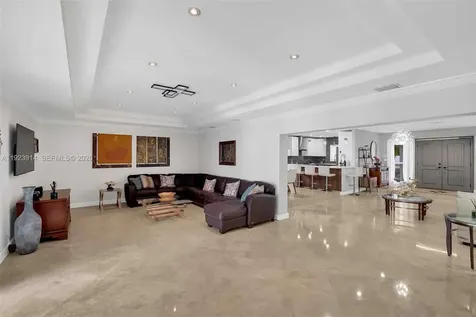 461 NE 115th Street Miami FL 33161