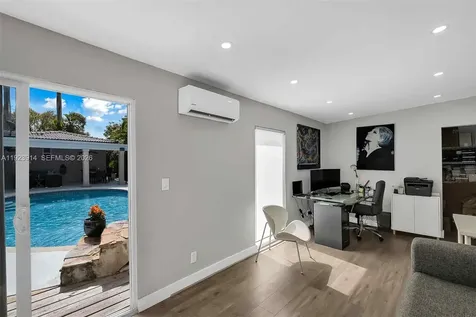 461 NE 115th Street Miami FL 33161