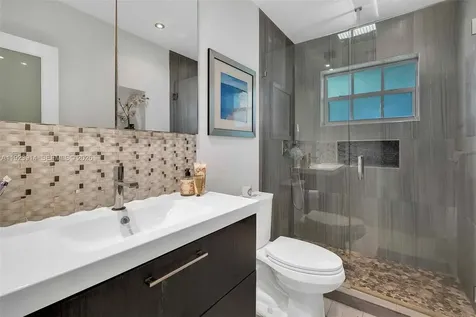 461 NE 115th Street Miami FL 33161