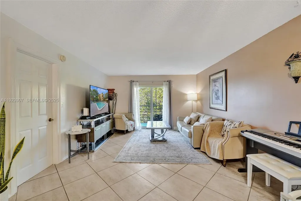 4111 Stirling Road Dania Beach FL 33314