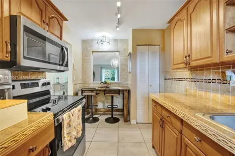 4111 Stirling Road Dania Beach FL 33314