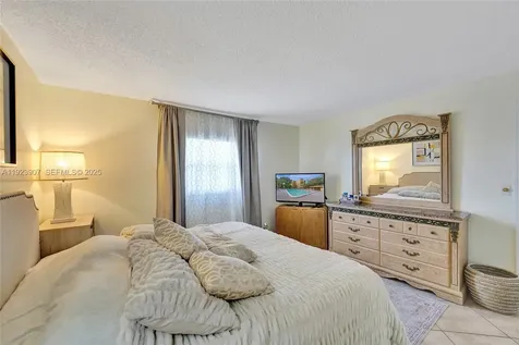 4111 Stirling Road Dania Beach FL 33314