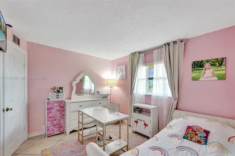 4111 Stirling Road Dania Beach FL 33314