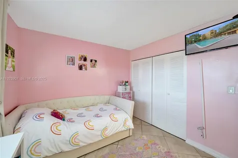 4111 Stirling Road Dania Beach FL 33314