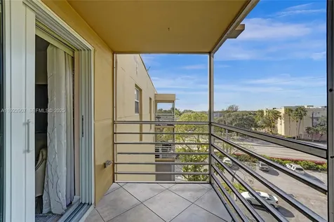 4111 Stirling Road Dania Beach FL 33314