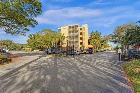 4111 Stirling Road Dania Beach FL 33314
