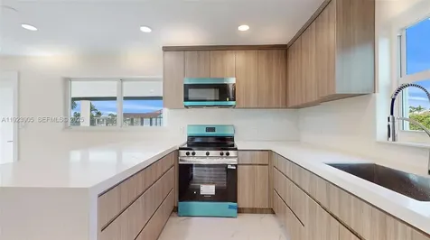 3801 SW 132nd Avenue Miami FL 33175