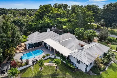 11155 SW 40th Street Davie FL 33328