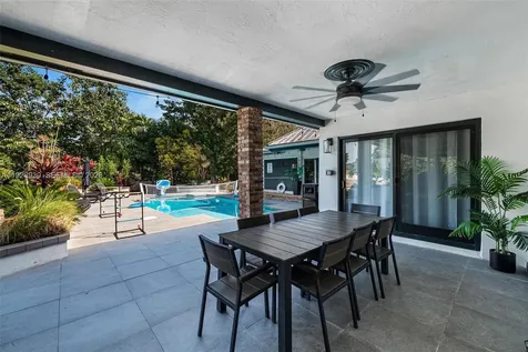 11155 SW 40th Street Davie FL 33328