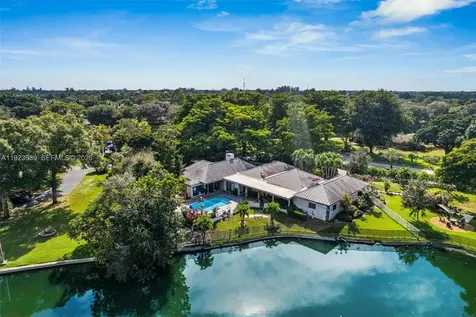 11155 SW 40th Street Davie FL 33328