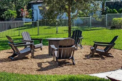 11155 SW 40th Street Davie FL 33328