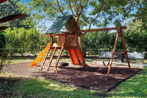 11155 SW 40th Street Davie FL 33328