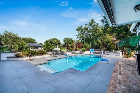 11155 SW 40th Street Davie FL 33328