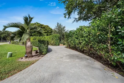 11155 SW 40th Street Davie FL 33328