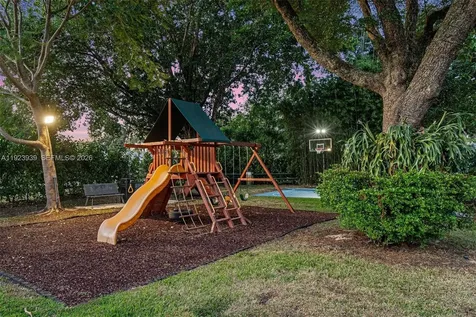 11155 SW 40th Street Davie FL 33328