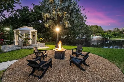 11155 SW 40th Street Davie FL 33328